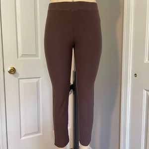 Eileen Fisher pullon skinny pants. Size XS. Color is neutral mushroom grey/brown